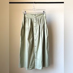 NWT Sim and Sam Front Button Sage Green Skirt L